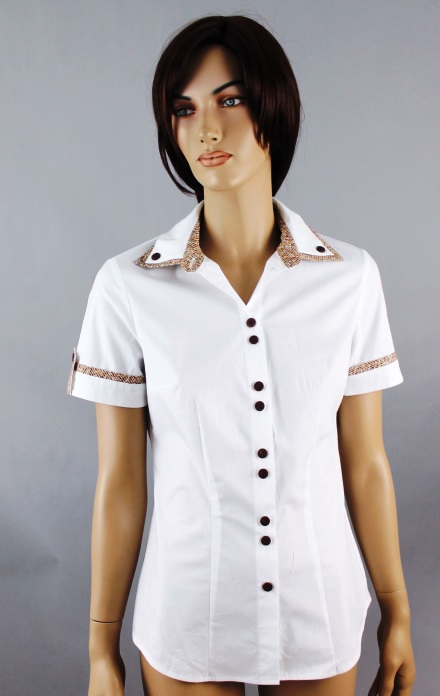 Рубашка с коротким рукавом, двойными пуговицами и принтом об истории рецепта гоголя-моголя